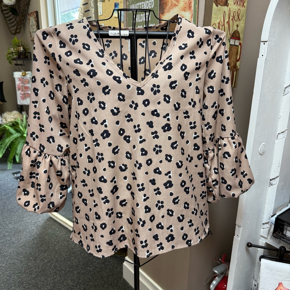 mts V-Neck Blouse with Black Spots